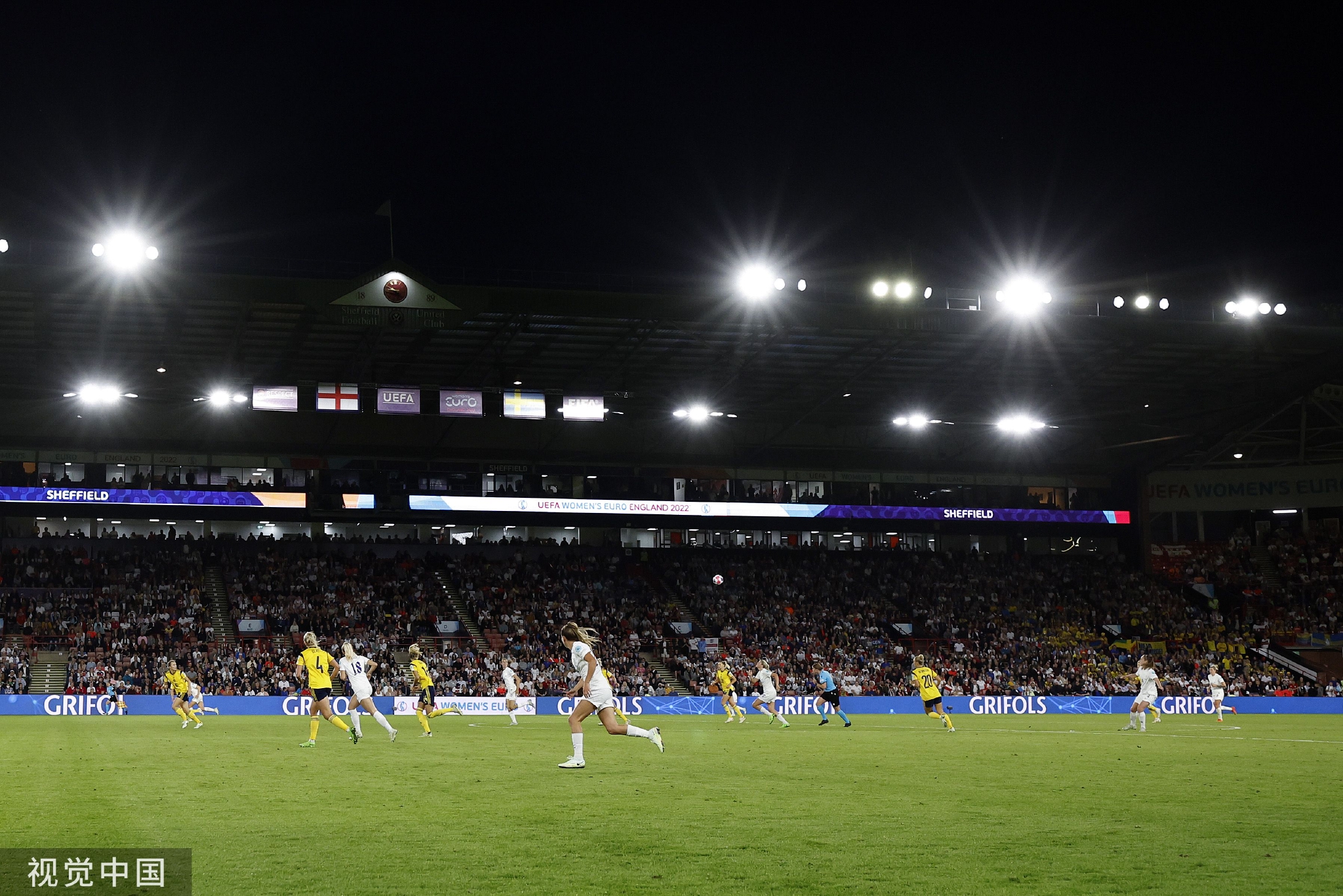 玻璃挡烟垂帘（垂壁）